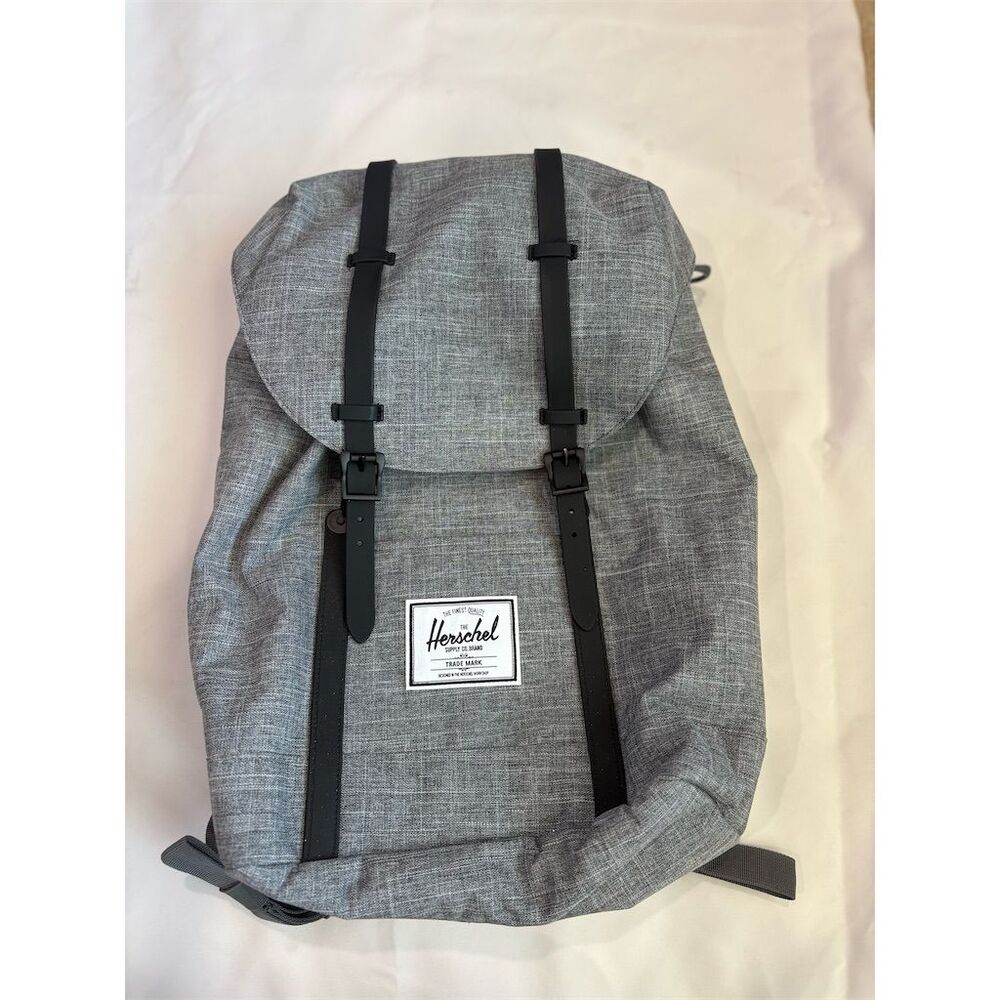 Herschel Retreat Backpack Gray/Black Unisex Laptop Sleeve Casual Bag - Picture 2 of 5